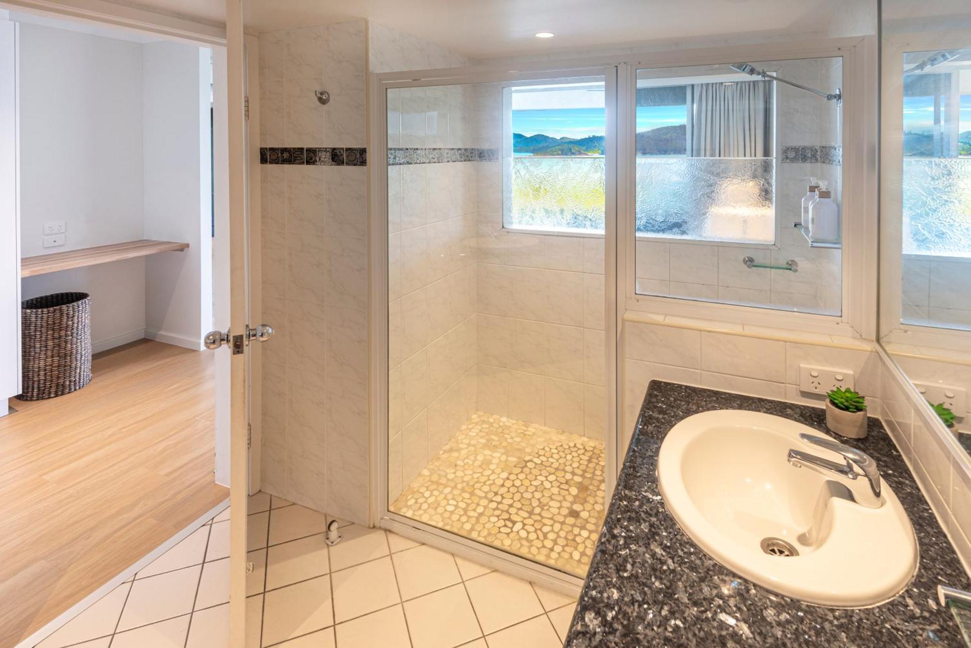Lagoon Beachfront Lodge 202 On Hamilton Island By Hamorent Esterno foto